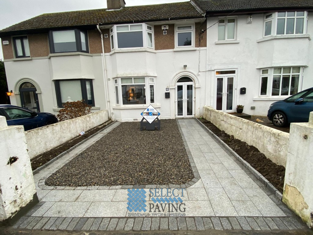 Graveled Driveway with Flagstone Pathway and Apron in Dublin