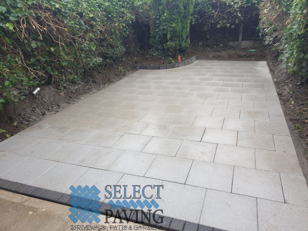 Patio with Natural Flags in Blanchardstown, Dublin